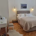 Ema Near Apartment Makarska