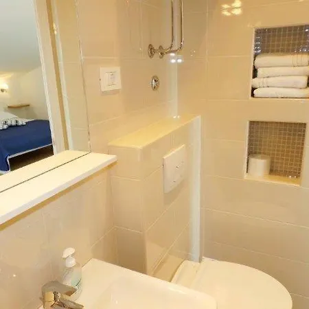 Ema Near Appartement Makarska