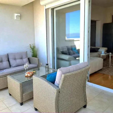 Ema Near Beach Makarska