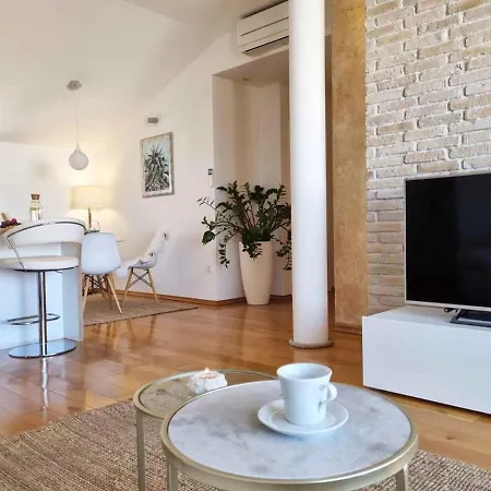 Apartment Ema Near *