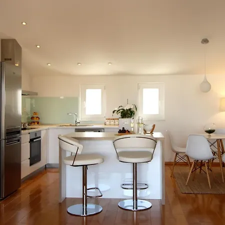 Ema Near Appartement *