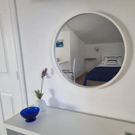 Apartman Ema Near