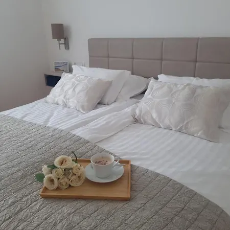 Ema Near Appartement