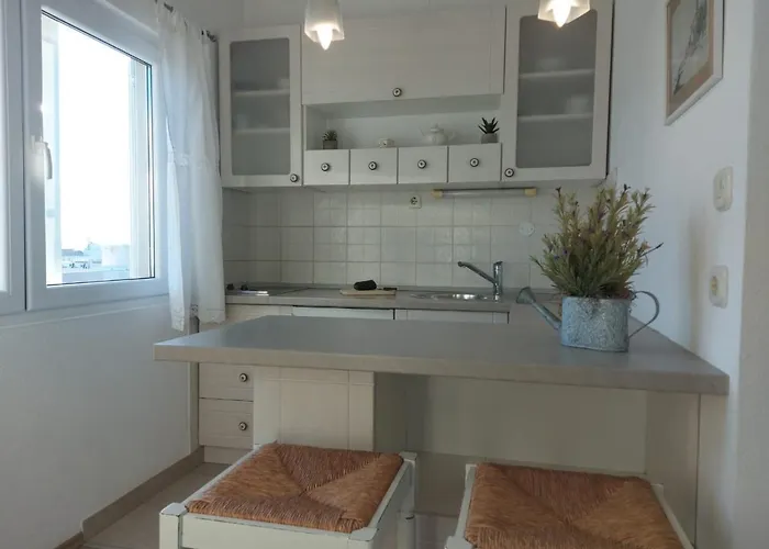 Ema Near Apartman Makarska