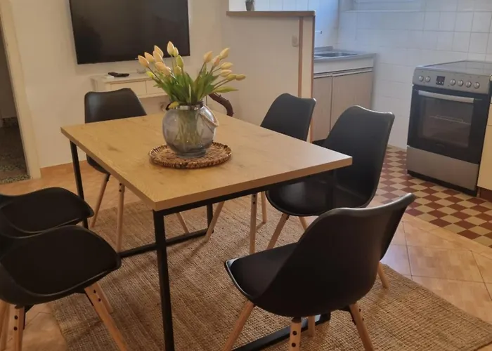 Apartman Ema Near Makarska