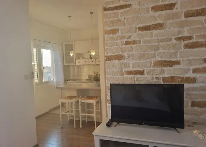 Apartman Ema Near Makarska